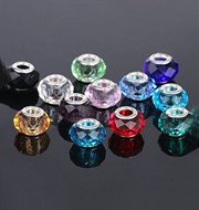 Led. Facetteret. Swarovski stil. Akryl med metalkerne. Mix. 25 stk.